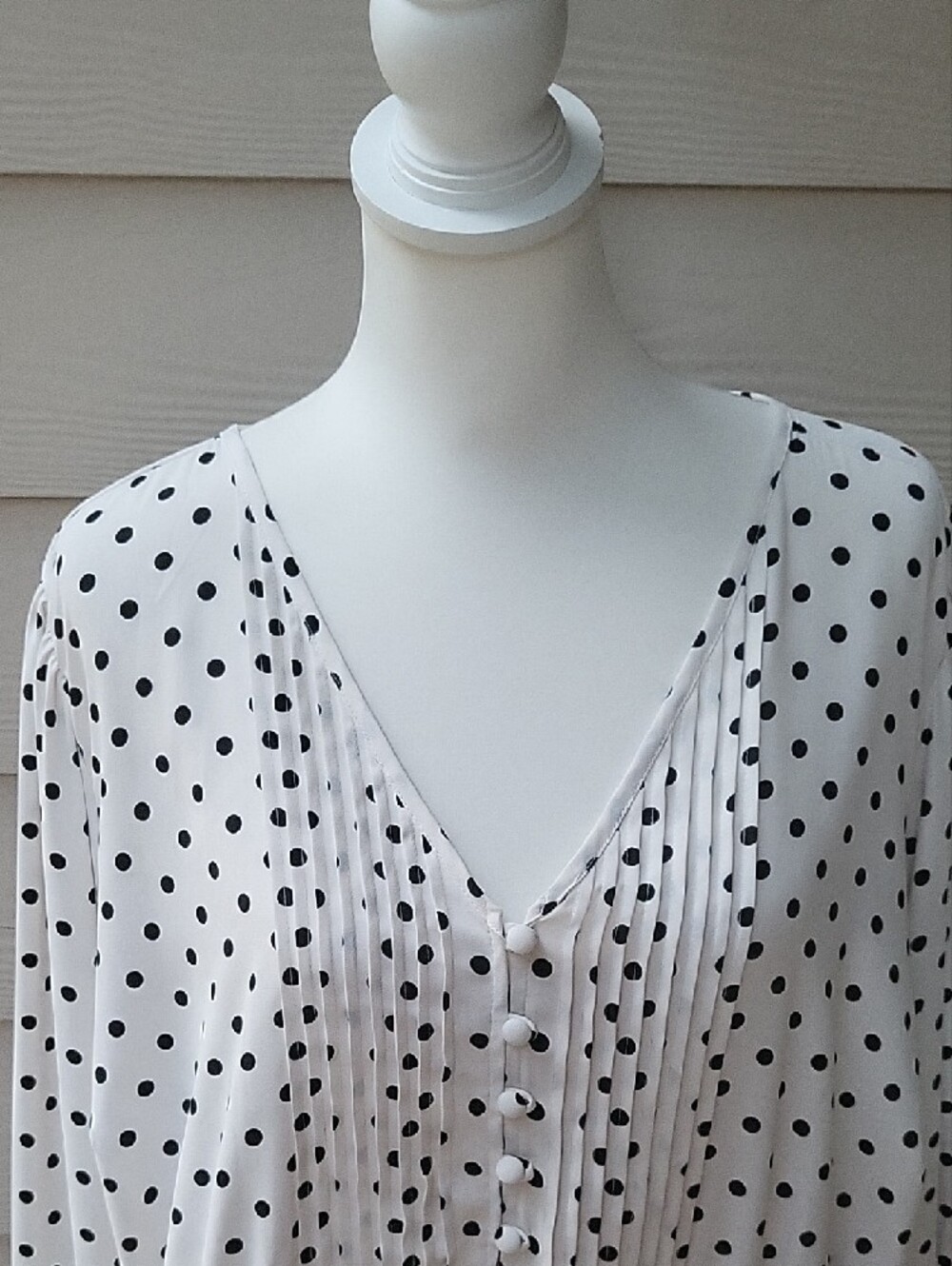 Torrid White Black Polka Dot Smocked Peplum Blouse Size 3 (3X) - Picture 2 of 16